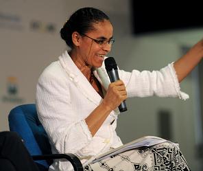 marinasilva_elzafiuza_abr